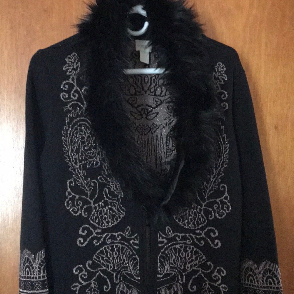 Chico’s Sweater, w/removable faux fur collar.